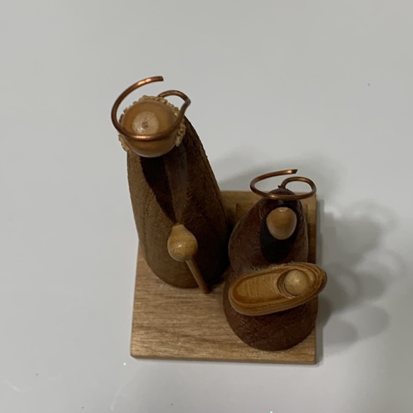 Small wood nativity set made Poland - Picture 8 of 8